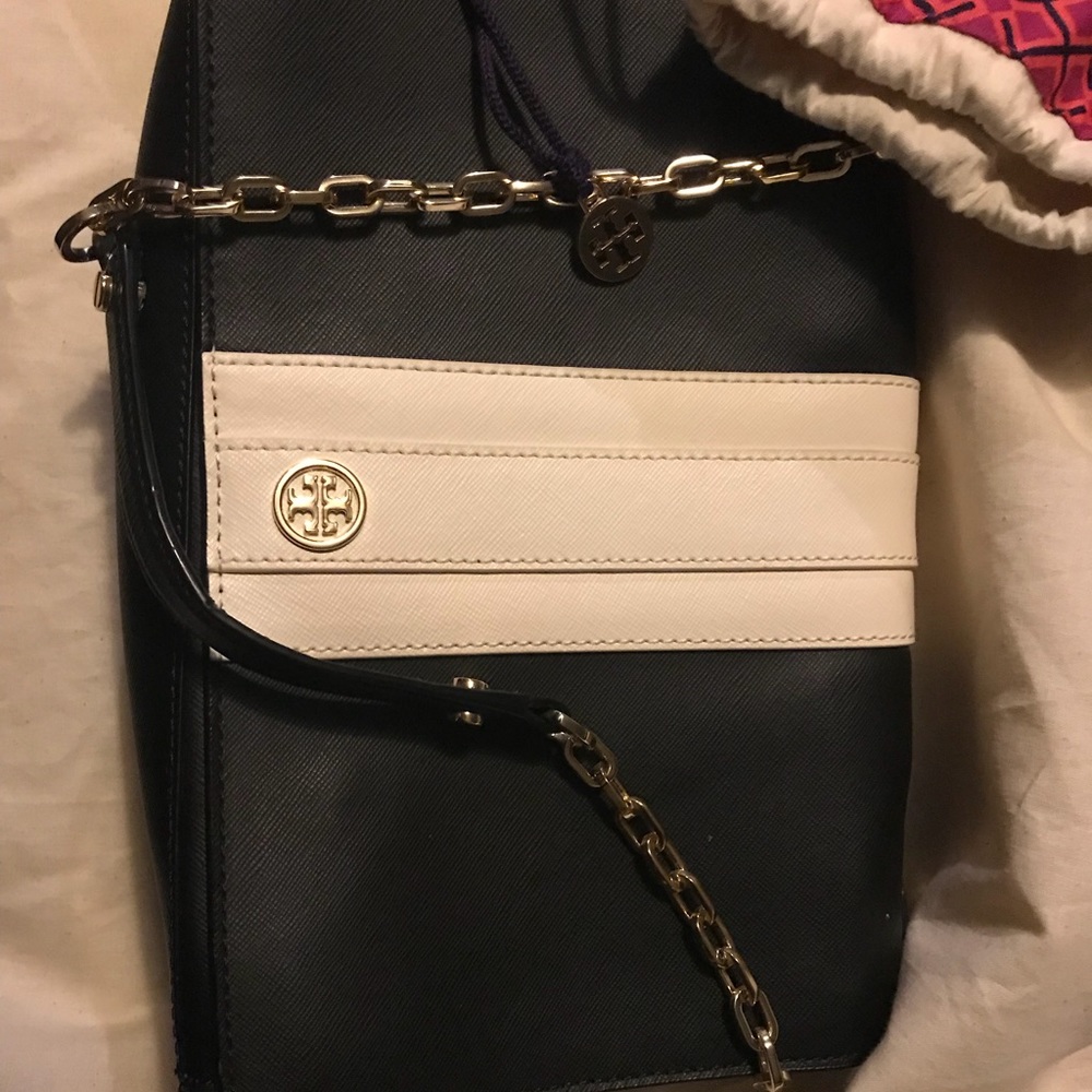 Tory Burch Robinson East West stripe shoulder bag - Picture 2 of 8